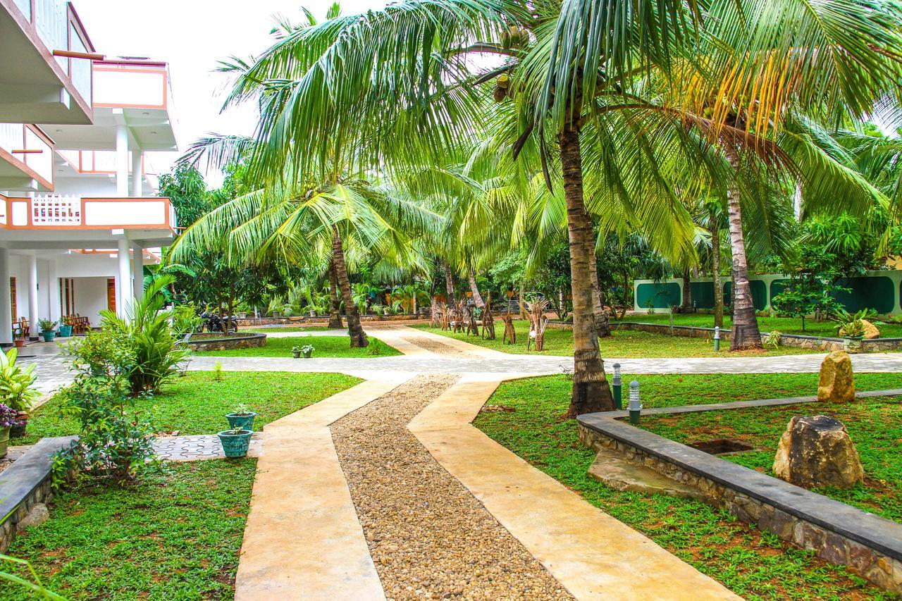 Hotel Nilketha Yala Tissamaharama Exterior foto